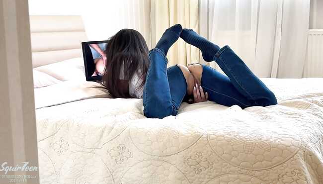 Mast aldash: haqiqiy rus pornosi VK-da lezbiyen veb-kamerasi video