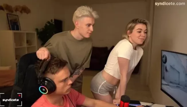 Bepul porno filmlar Sauna hammom yalangoch qizlar