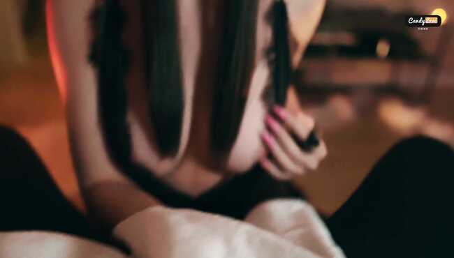 Birinchi anal jinsiy aloqa paytida ochilgan teshikning porno videosi