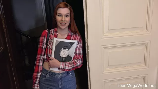 Katta kokrak onalar bilan porno Porno aktrisa Ameli tomonidan ishlatilgan