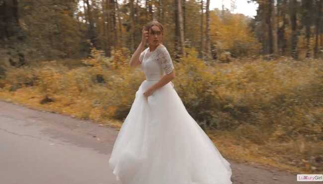 Dee Grey porno Rus qiz Elena bilan porno