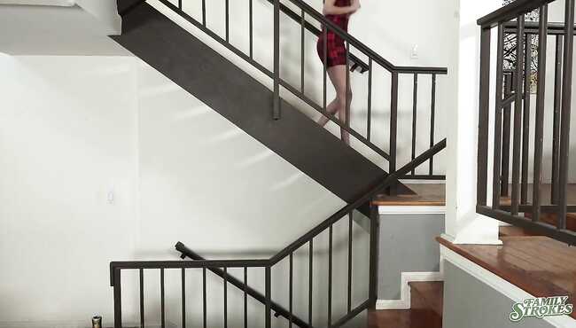 Erkak bilan qora tanli odamni yalagan jinsiy aloqani onlayn tomosha qilish