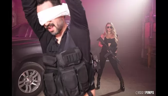 Qozoq ayollari va rus erkaklari jinsiy aloqada Yangi erotik filmlar