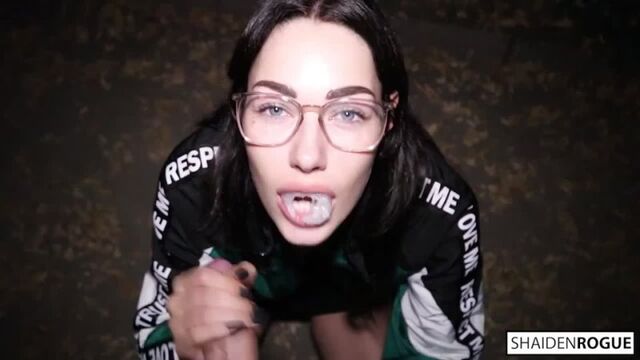 Yashirin kamera hojatxonaga siyish Ozbek tilida jinsiy aloqa