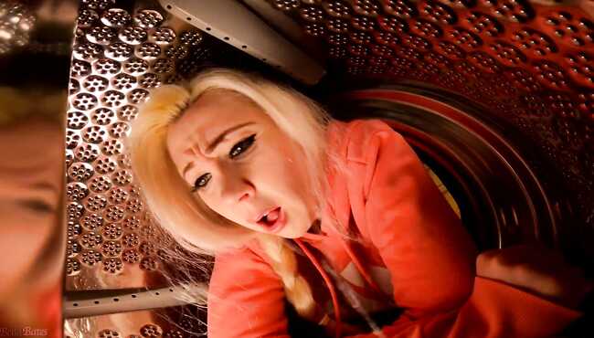 Men Pskovdan katta yoshli ayol bilan jinsiy aloqa qilishni xohlayman. Onlayn tomosha qiling: Bir keksa odam kaltakni qattiq sikdi