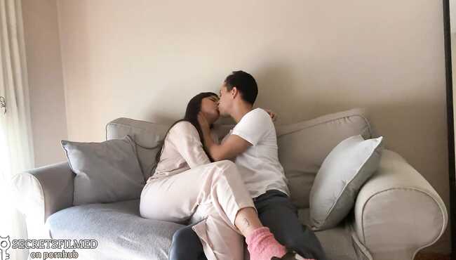 Er-xotinlar uchun uy qurilishi jinsiy almashinuvi