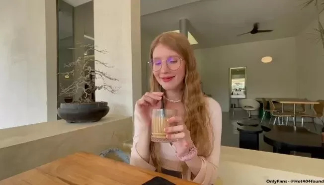 Olya Shkabarnya ishtirokidagi ruscha porno video