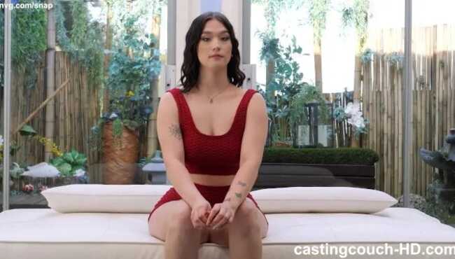 Otkinchi qizlar porno Faqat kokrak pompasi videolari