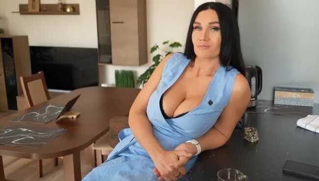 Yosh va etuk ayollar bilan HD porno