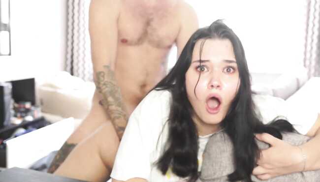 Mobil telefonda suratga olingan haqiqiy rus havaskor va uy qurilishi pornosi